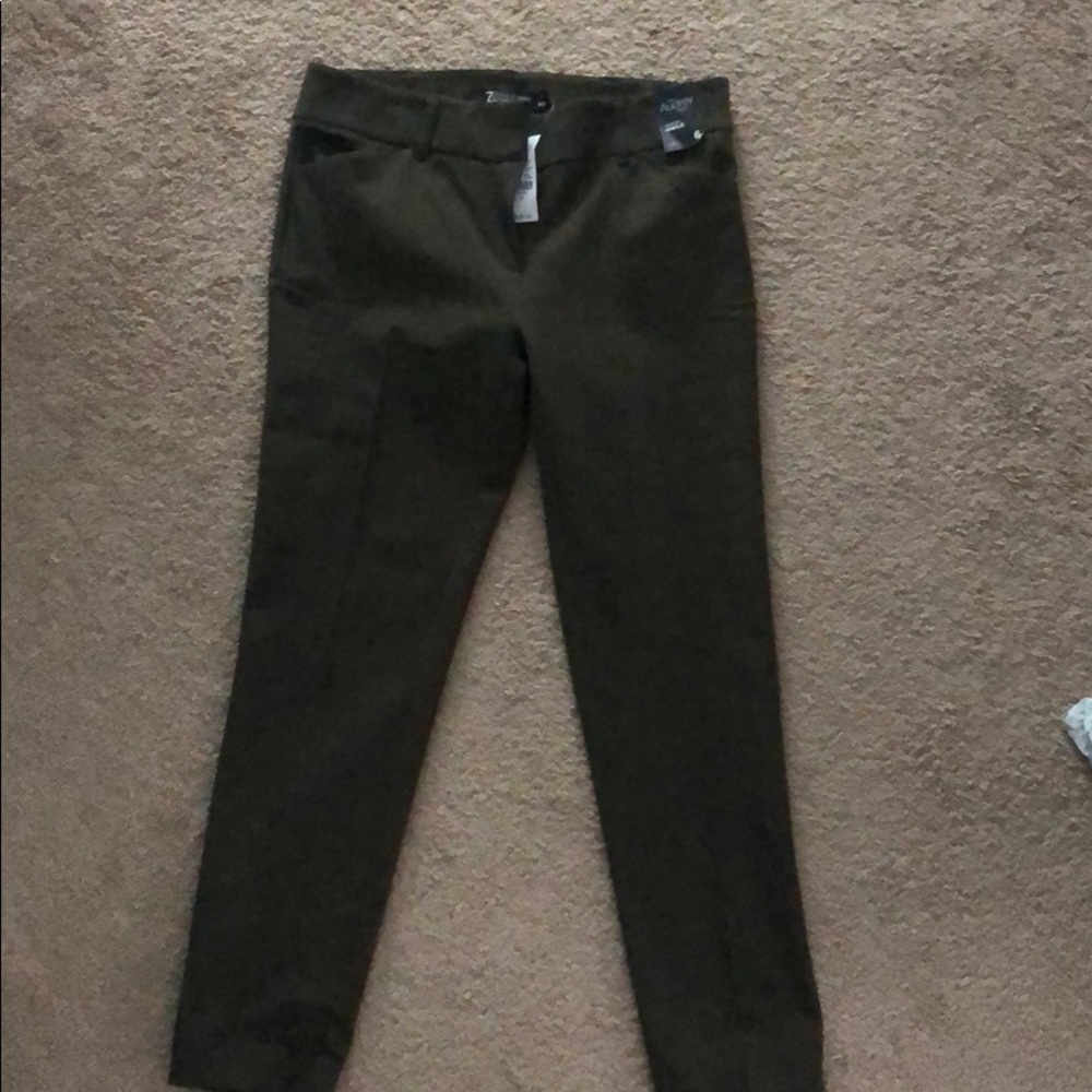 Women’s size 6 skinny ankle work pants